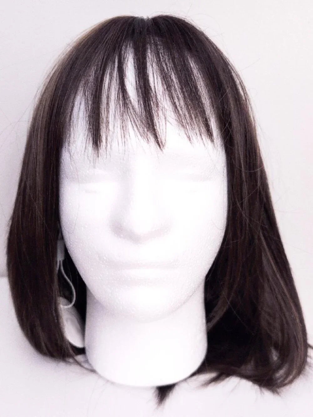 Brown Wig Straight Bangs Synthetic Hair Feathered Cut 16 INCHES NWT Cosplay